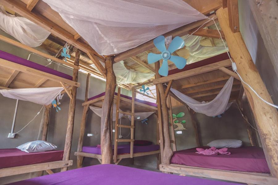 The Bonsai Hostel Koh Rong Sanloem Exterior photo