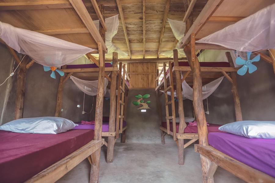 The Bonsai Hostel Koh Rong Sanloem Exterior photo